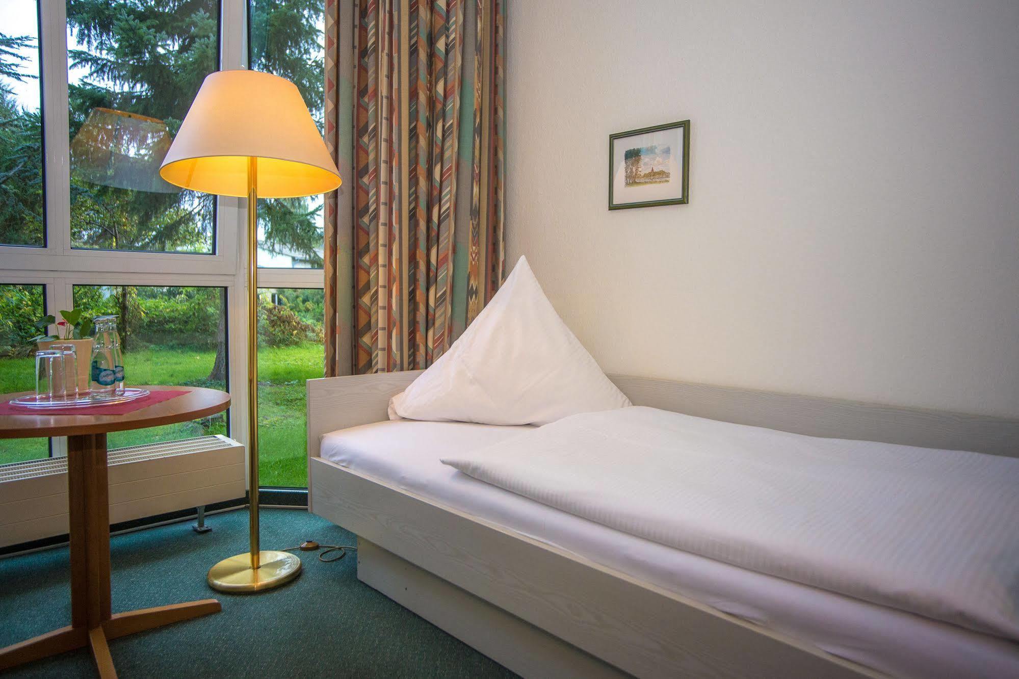 Hotel Weide Satow Eksteriør billede